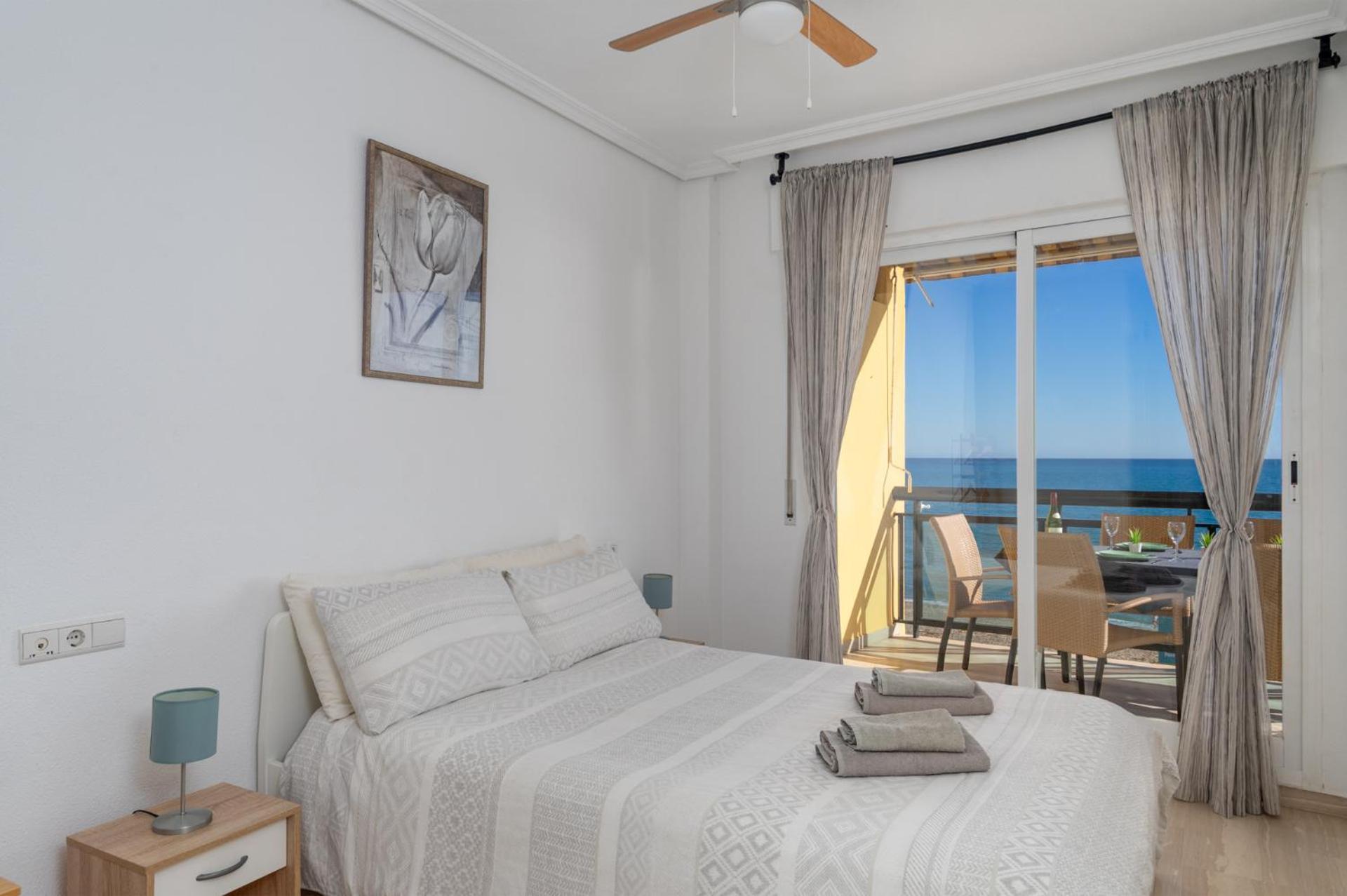 3 Bedroom, Sea Front & Sea View, Plunge Pool Fuengirola Esterno foto